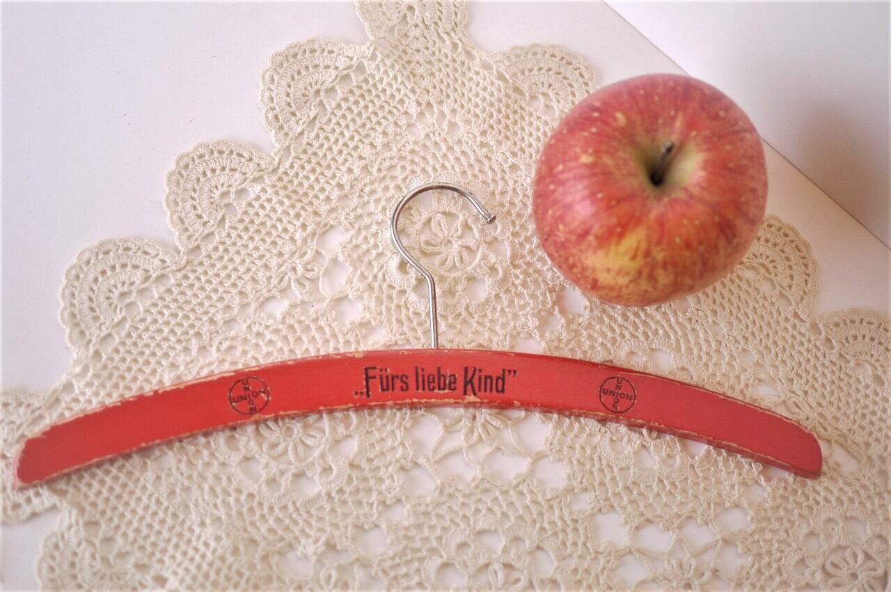 木製ハンガー fürs liebe kind 子供服サイズ ドイツヴィンテージ