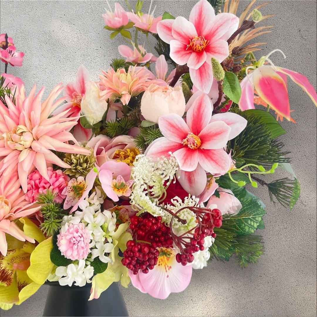 光触媒フラワー 和モダンアレンジメント Lサイズ 黒花器に咲く 木蓮と