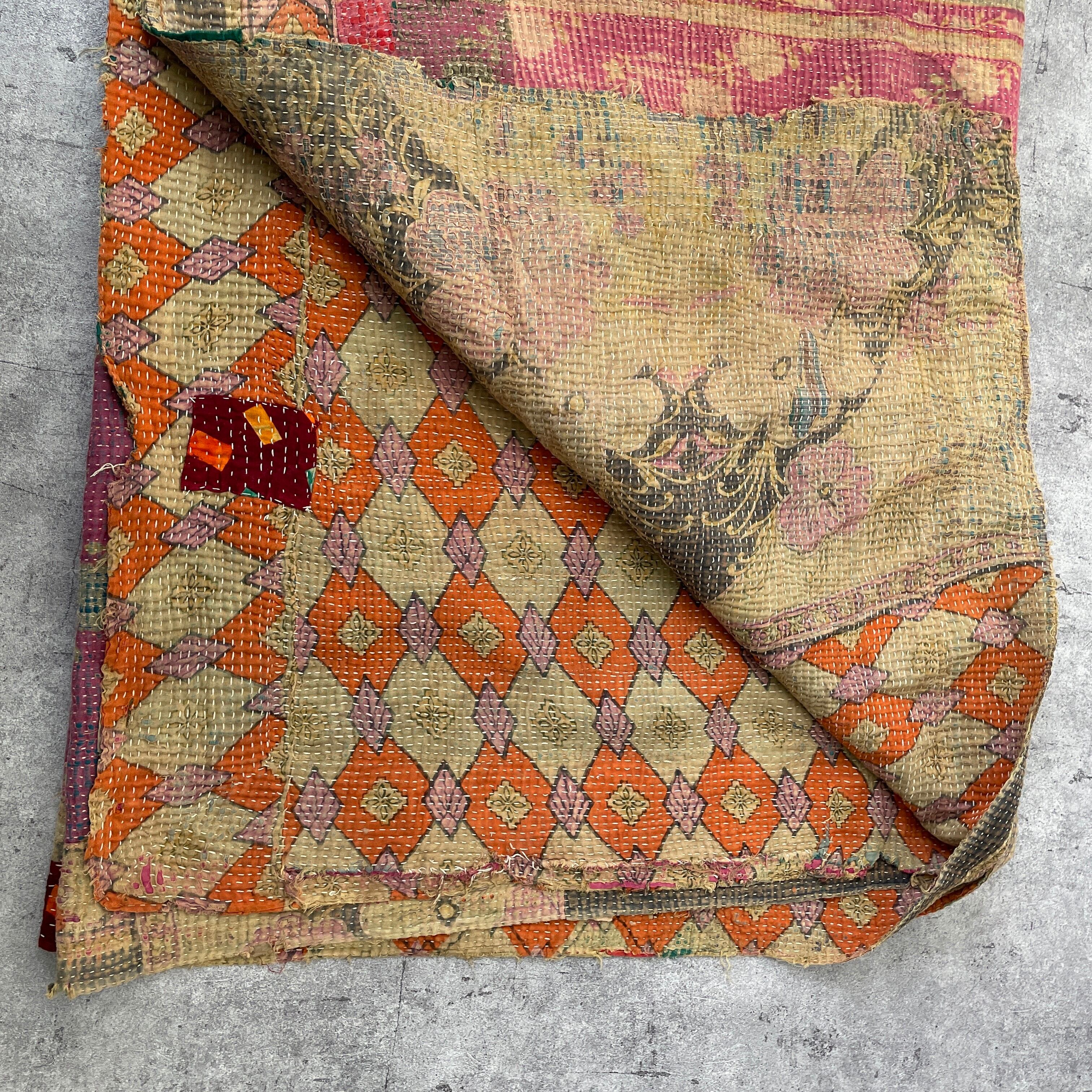 18】インド直輸入 ビンテージ ラリーキルト カンタ キルト