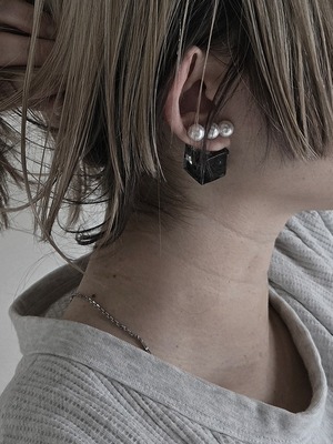 LinK CUBE. [white]
