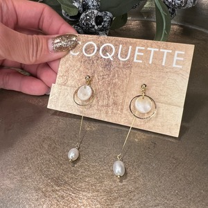 イヤリング　シェルと淡水パールのゆらゆら