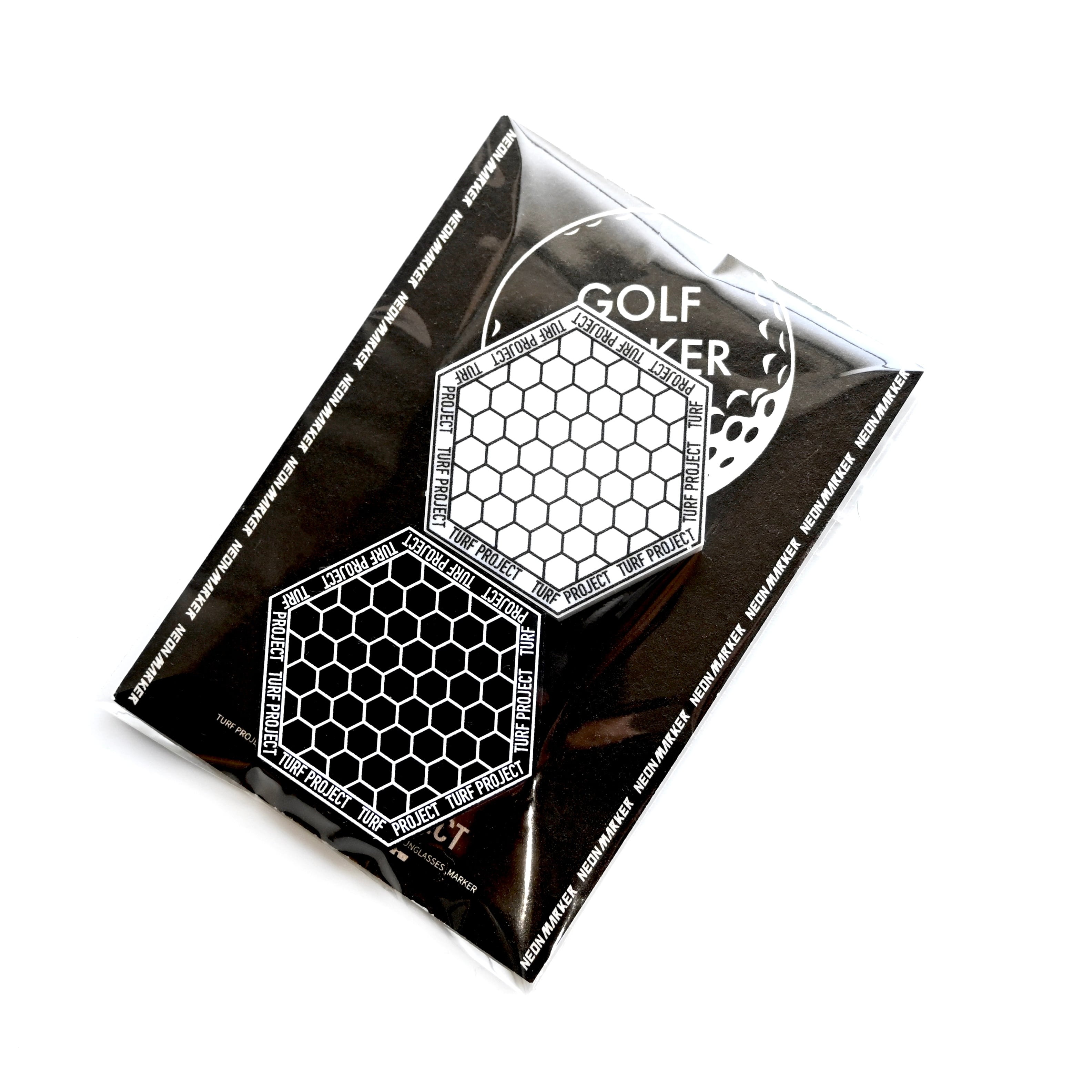 TURF PROJECT　数量10個限定デザイン 白黒ゴルフマーカー［BEE蜂］2色セット