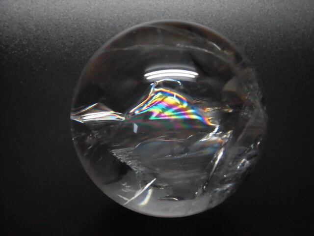 【送料無料】【高品質】69mm ブラジル産天然レインボー水晶玉 no.3