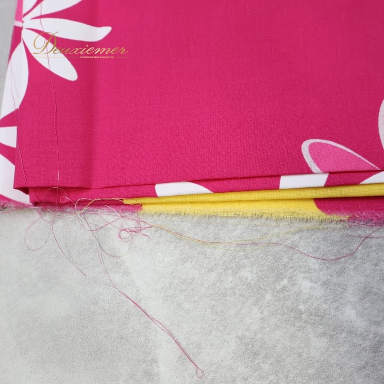 フラダンス 小物 まとめ売り 70点以上 セット レイ フラワーレイ ククイ クウペエ ネックレス シェルレイ パレオ イリマ 白 黄 緑 紫 赤 ピンク カラフル アクセサリー ヘアクリップ ヘアアクセサリー タヒチアン ホワイト系 レッド系 ピンク系