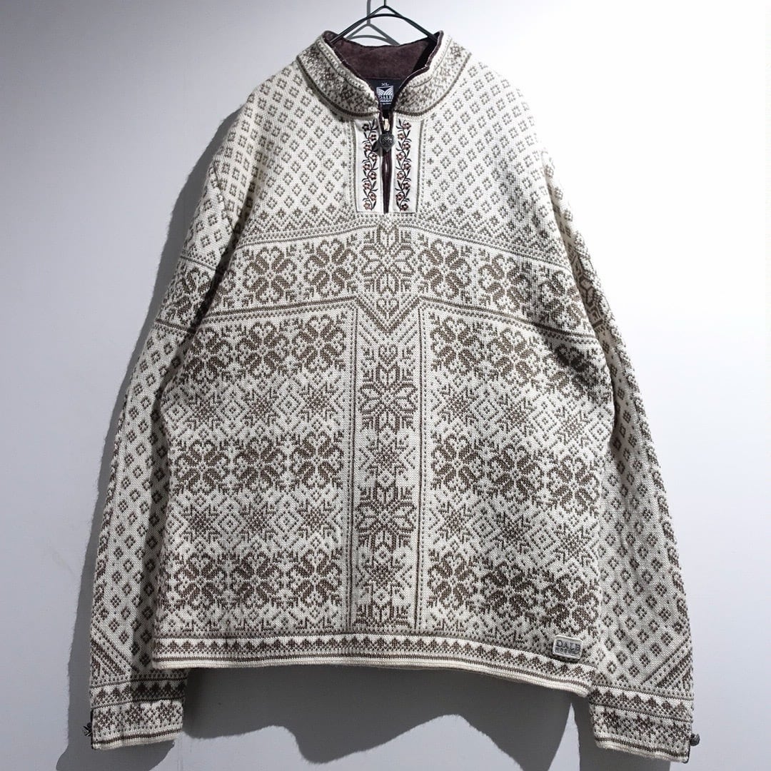 "DALE NORWAY" Beige Flower Embroidery Nordic Pattern Design Half-Zip Knit