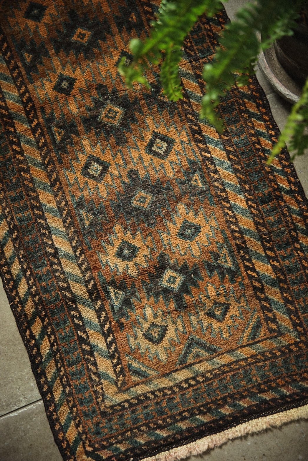 632-Semi Antique Sistan Baluch rug | 手織りのヴィンテージラグ専門
