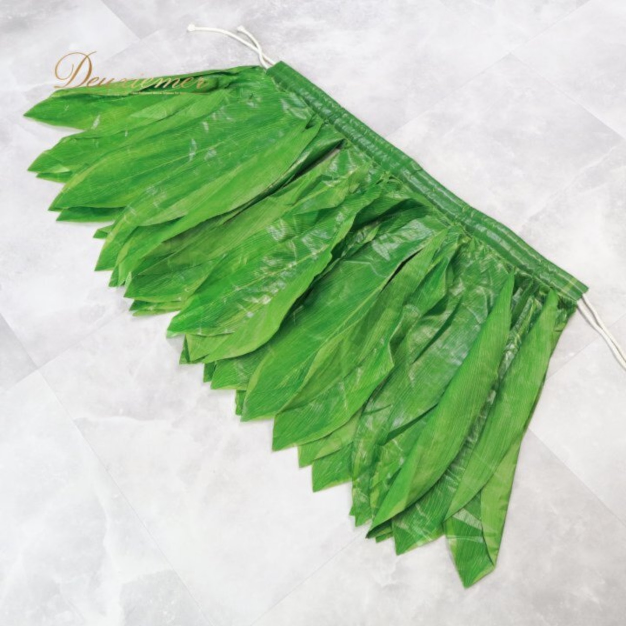 フラダンス 衣装 ティーリーフスカート グリーン系 タヒチアン 緑 葉っぱ ダンス衣装 ハワイアンダンス レディース スカート 華やか 鮮やか アロハ フラ ダンス レッスン 練習 ハワイアン 踊り 練習着 33枚 葉っぱ柄 ボリューム 大人 可愛い ダンス 衣装 練習用 ステージ用 舞台衣装 ハワイアンガール タヒチ ダンス スカート 巻きスカート風 ナチュラル オリーブ系 くすみ系 エメラルド系 グリーン 濃緑 葉っぱ フラガール フラダンスレッスン
