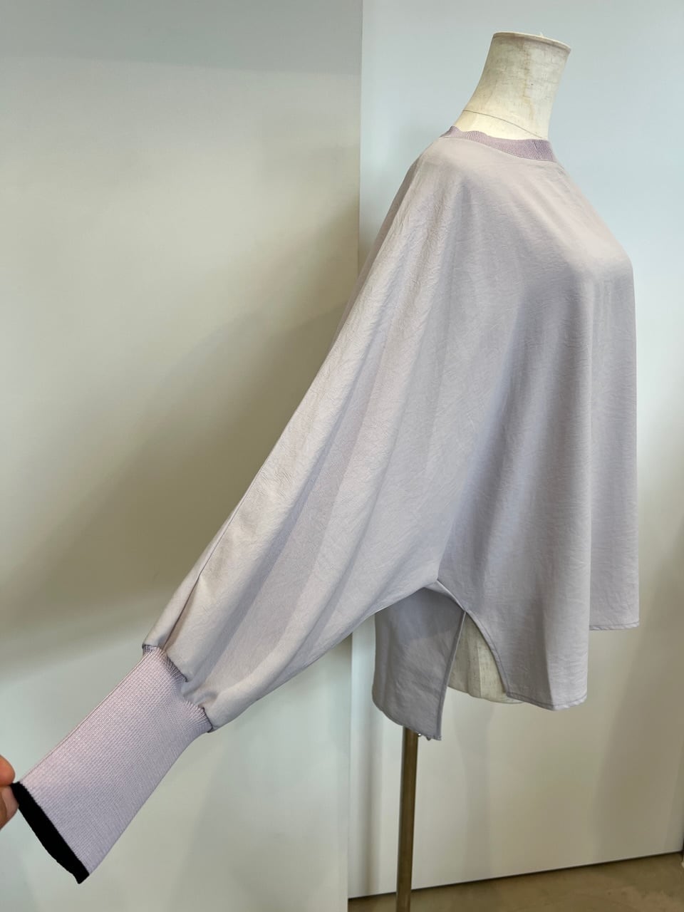 【DONA MARIE】ドルマンスリーブプルオーバー 145022