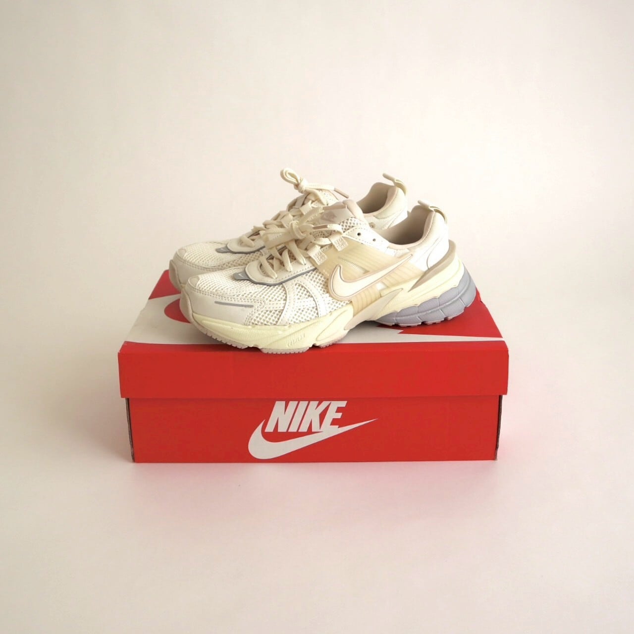 24cm NIKE W V2K RUN | portsidelaboratory STORE