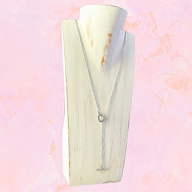 ピーチファズピンクネックレス