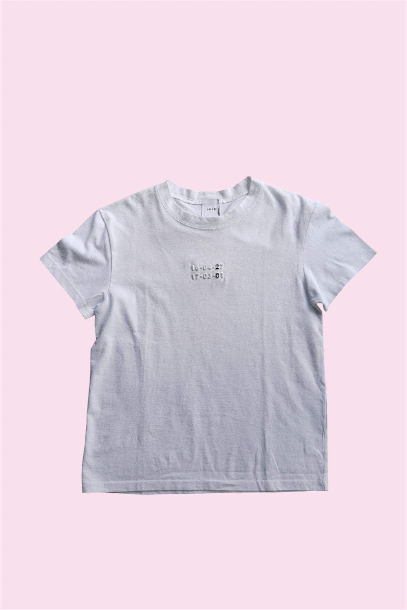 Ameri VINTAGE アメリヴィンテージ 立体刺繍デザインTシャツ / White