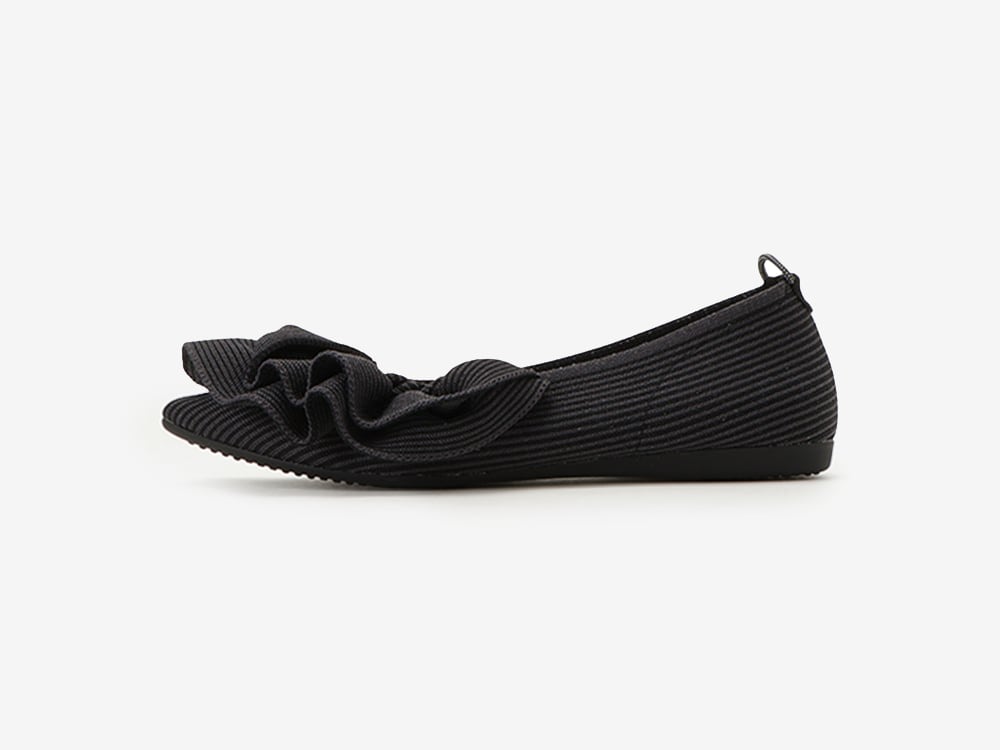 【美品】Offen pointed-FRIN 黒 フラットシューズ　23.5 美品】Offen pointed-FRIN 黒 フラットシューズ 23.5 pointed-FRIN
