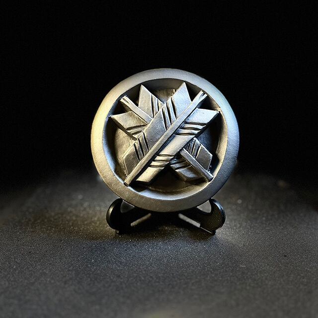 家紋瓦 【丸に違い矢】 | ibusiyaki