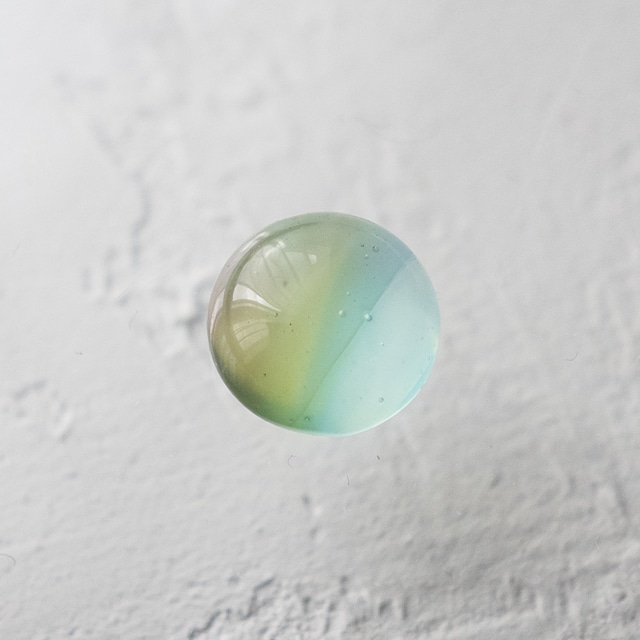 ラウンドカボション 10mm #111【硝子の宝石】