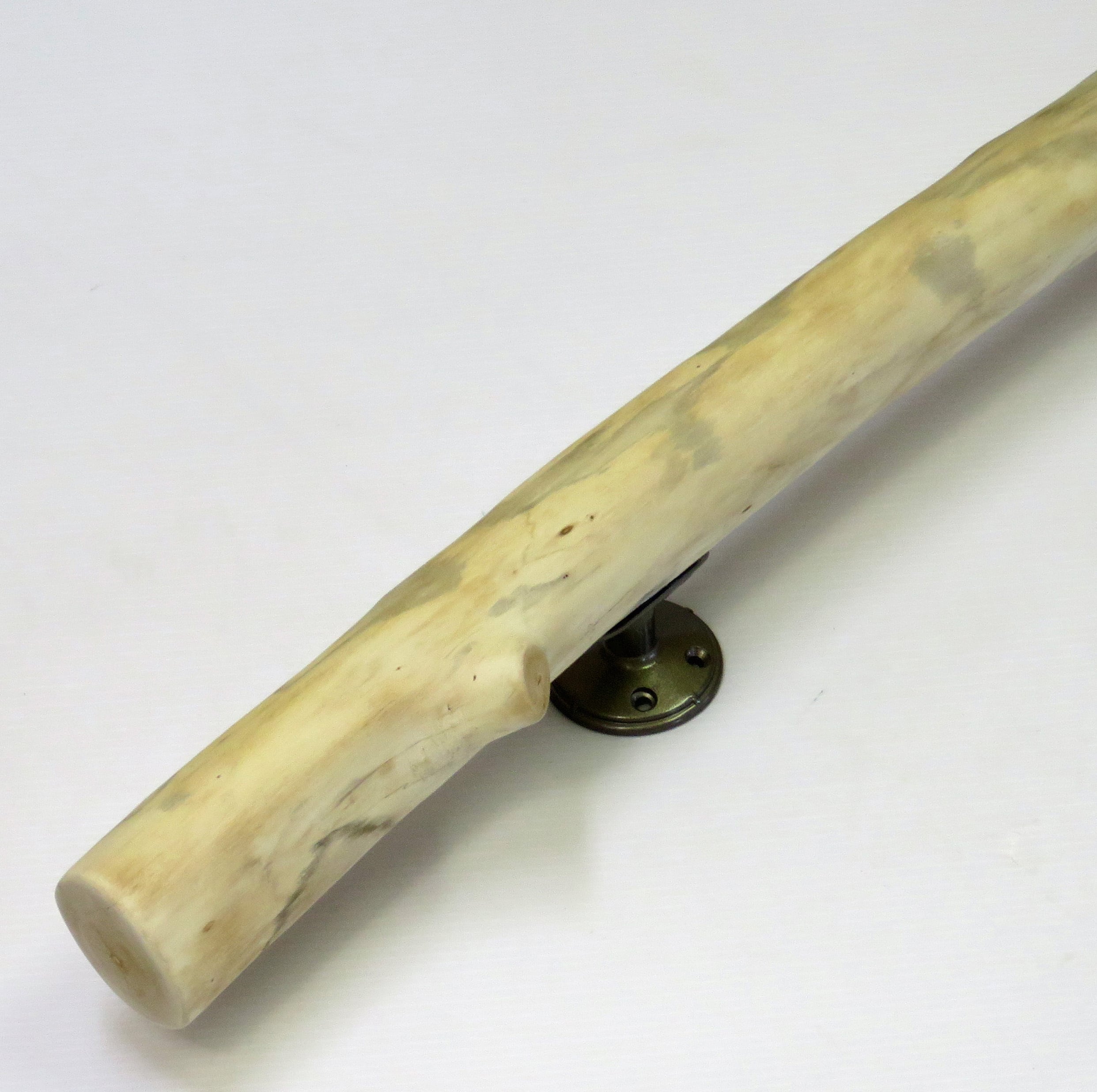 本物の流木で作ったドア取手(表裏2個セット) 楽天市場】自然木角棒取手（両面用） 取っ手 ドア 扉 玄関