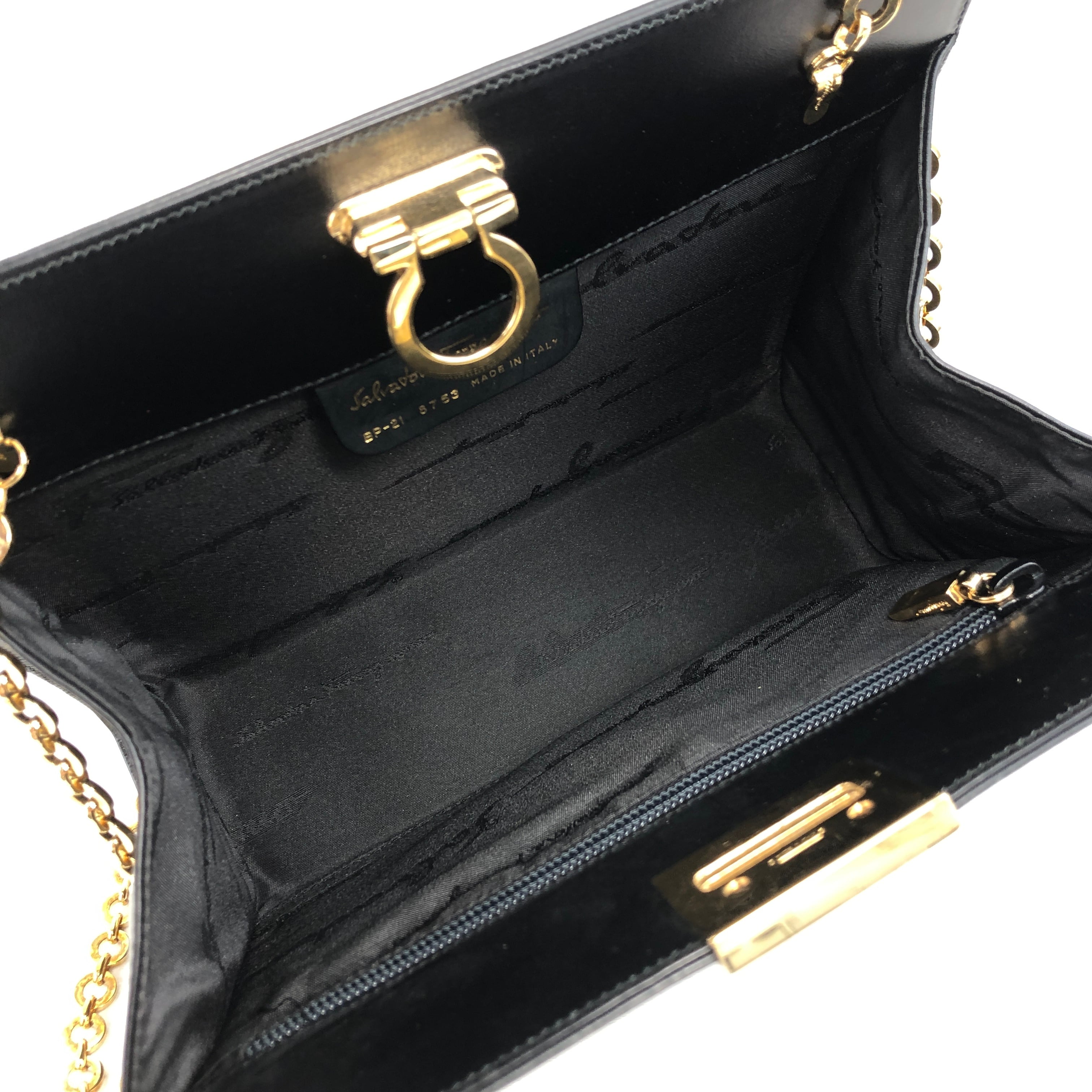 Salvatore Ferragamo サルヴァトーレ フェラガモ ショルダーバッグ Salvatore Ferragamo サルヴァトーレ フェラガモ ショルダーバッグ
