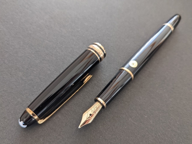 '90s　モンブラン マイスターシュテュック １４４　MONTBLANC MEISTERSTUCK 144　（中字）　14K　　　　　02451