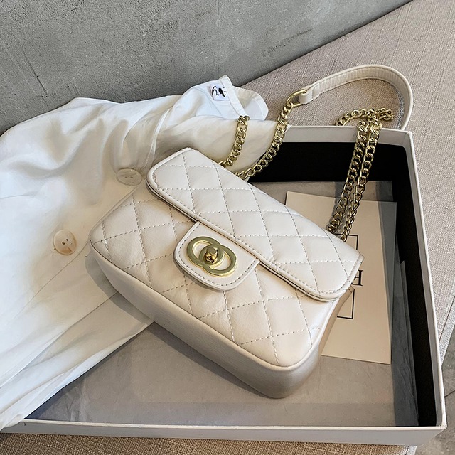 今年人気のレディーススモールバッグ2020新しい流行のファッションネットレッドワイルドインチェーンショルダーメッセンジャーバッグ 手作りハンドバック22565932505