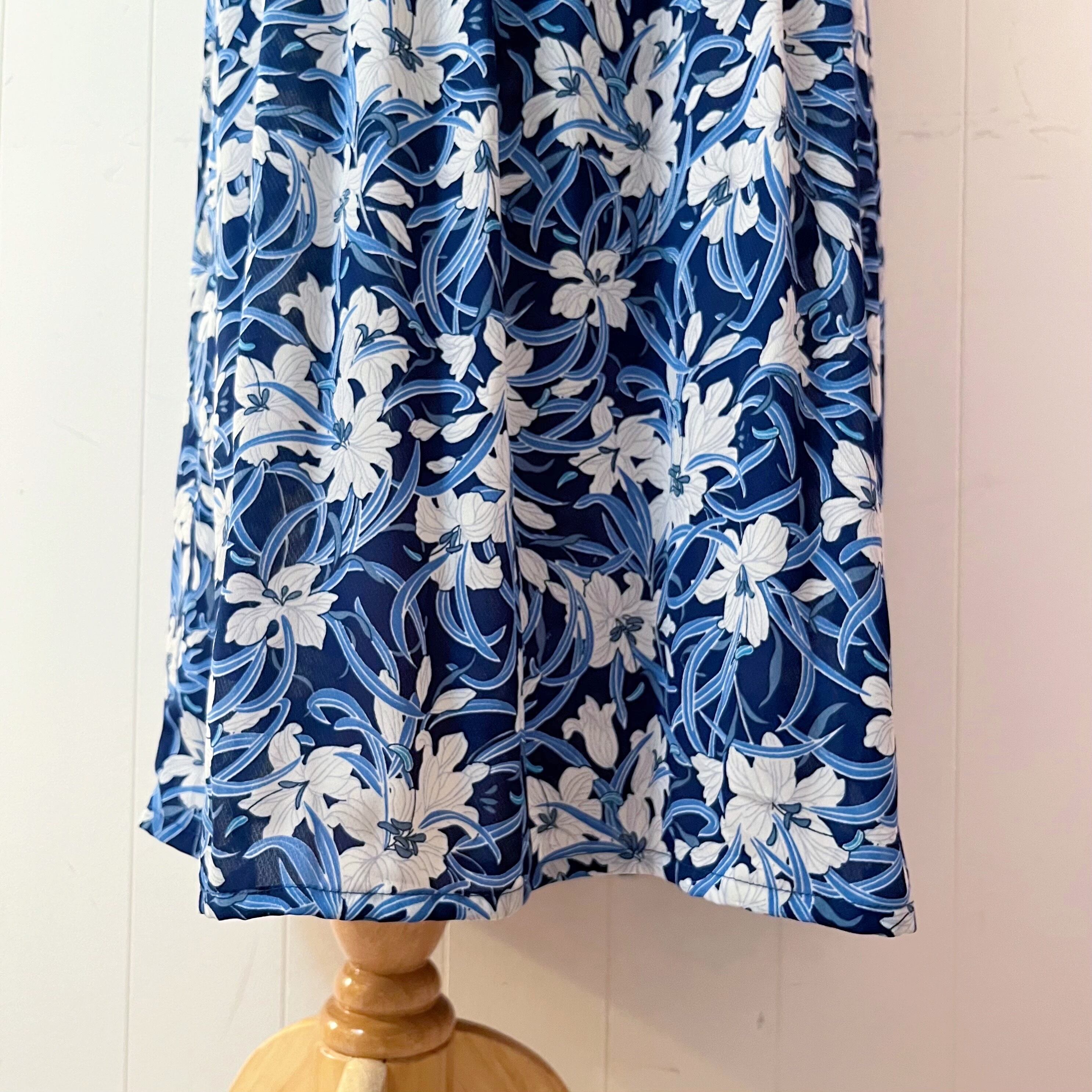 white lily blue pleats one-piece