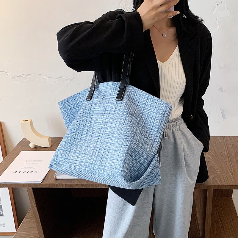 シンプルで大容量のバッグ、レディースバッグ、2020年の新しい流行のファッションバーラップキャンバスショルダーバッグ、ネットセレブリティワイルドトートバッグ 手作りハンドバック66525620435