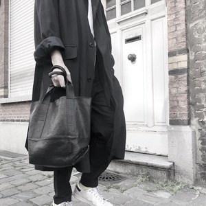 183ABG13　Leather tote 'thin & light' 2　トートバッグ