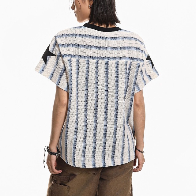 ナンバリングストライプメッシュVネックトップス 1col   R01992