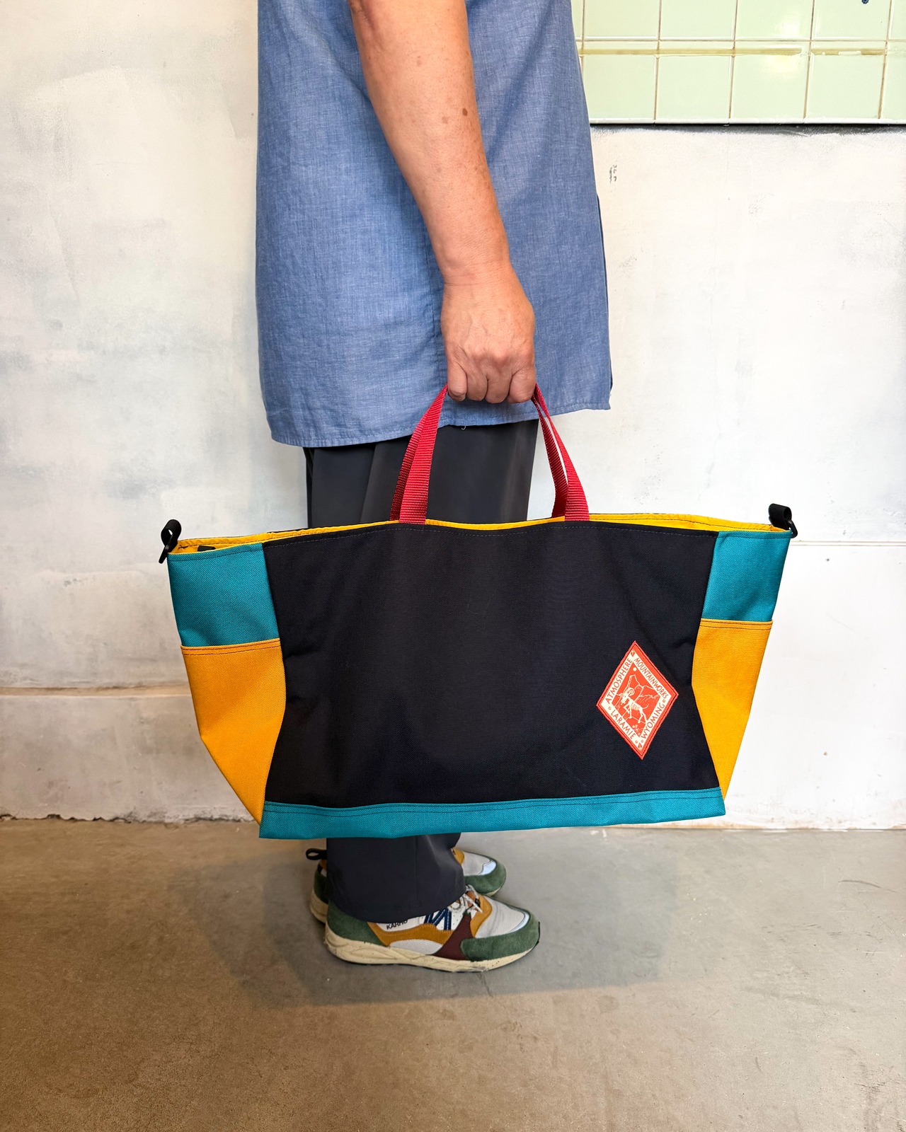 【ATMOSPHERE MOUNTAIN  WORKS GOODS】 GREEN  RIVER WEEKENDER TOTE