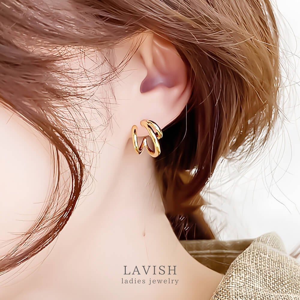 3連デザイン ピアス ｜ 両耳セット レディース | LAVISH