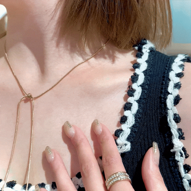 リボンスネークネックレス