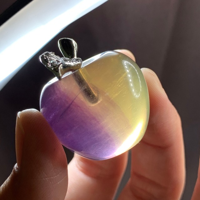 24.フローライトりんご