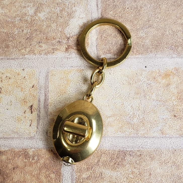 デッドストック オールドコーチ ☆ メタル 型押し ロゴ キーホルダー