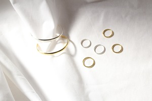 "receiving mode" simple bangle 【gold】L