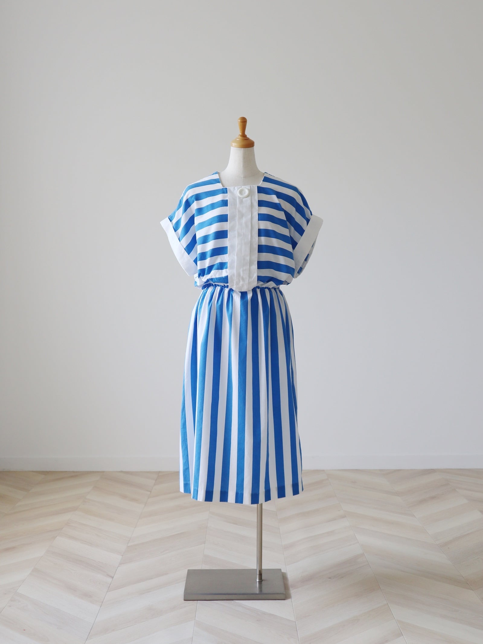 made in USA blue striped dolman sleeve dress