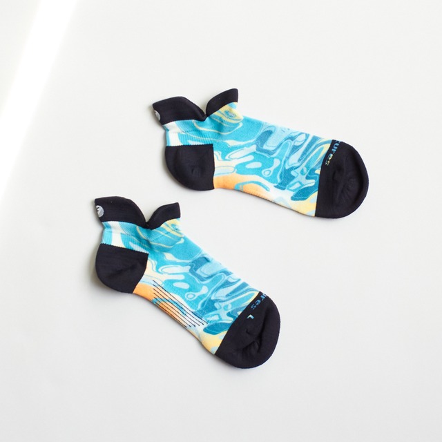 Feetures（フィーチャーズ）ELITE LIGHT CUSHION NO SHOW TAB - Limited Edition - Sunrise Lagoon