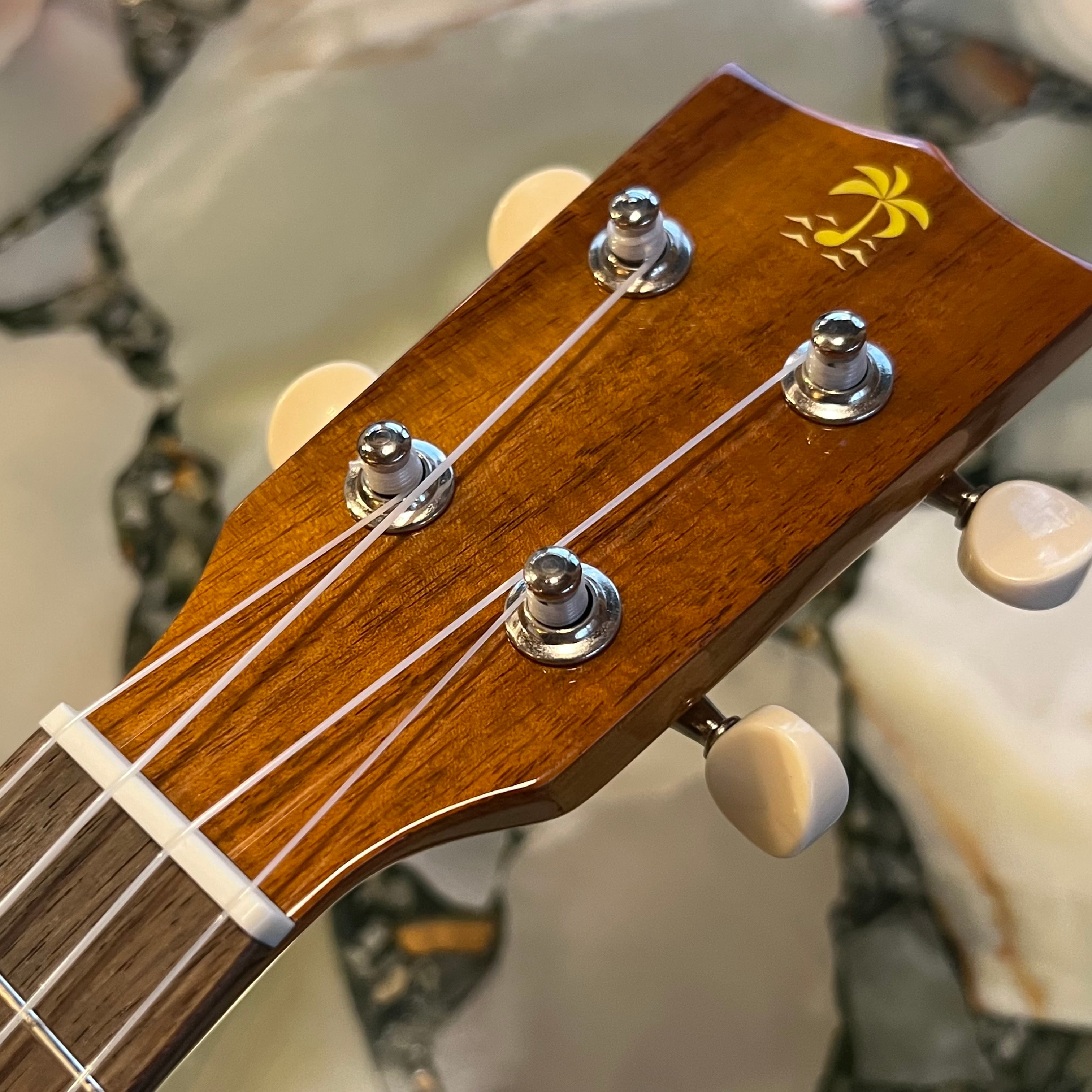 ILIKAI ソプラノウクレレ IL-SOP-55 ケース付 fit=scale-down,w=1200