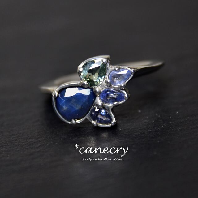 青系ペアシェイプ サファイア/タンザナイトの盛り合わせリング