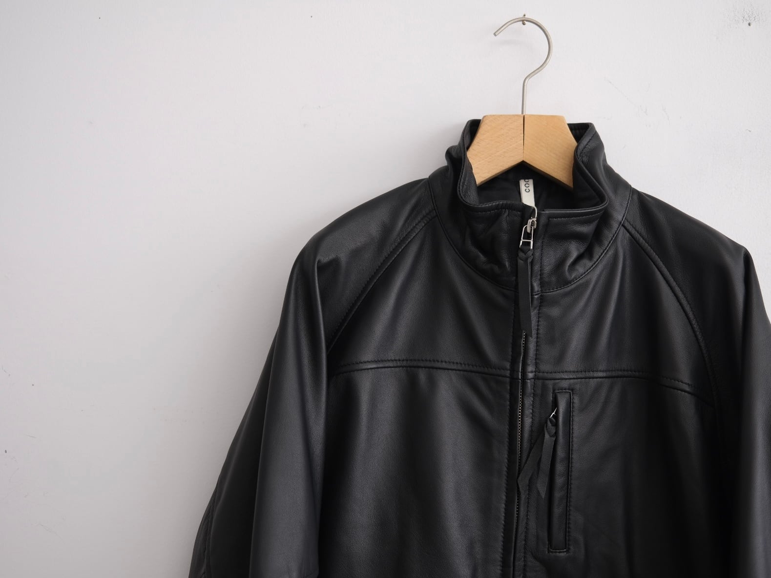 CCU High Neck Blouson Sheep Rub Skin 通販] CCU(シーシーユー) COACH 