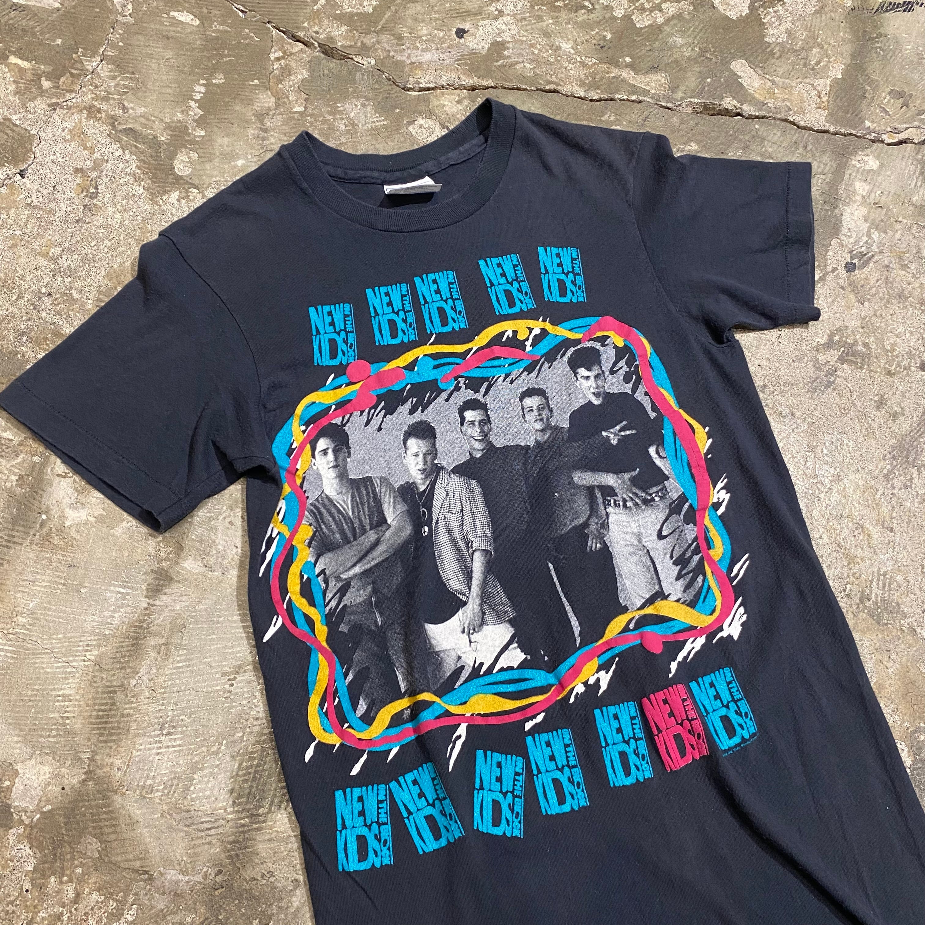 90年代 USA製 sizeS NEW KIDS IN THE BLOCK プリントTシャツ 両面プリント 黒 古着 古着屋 高円寺 ビンテージ  レディース古着