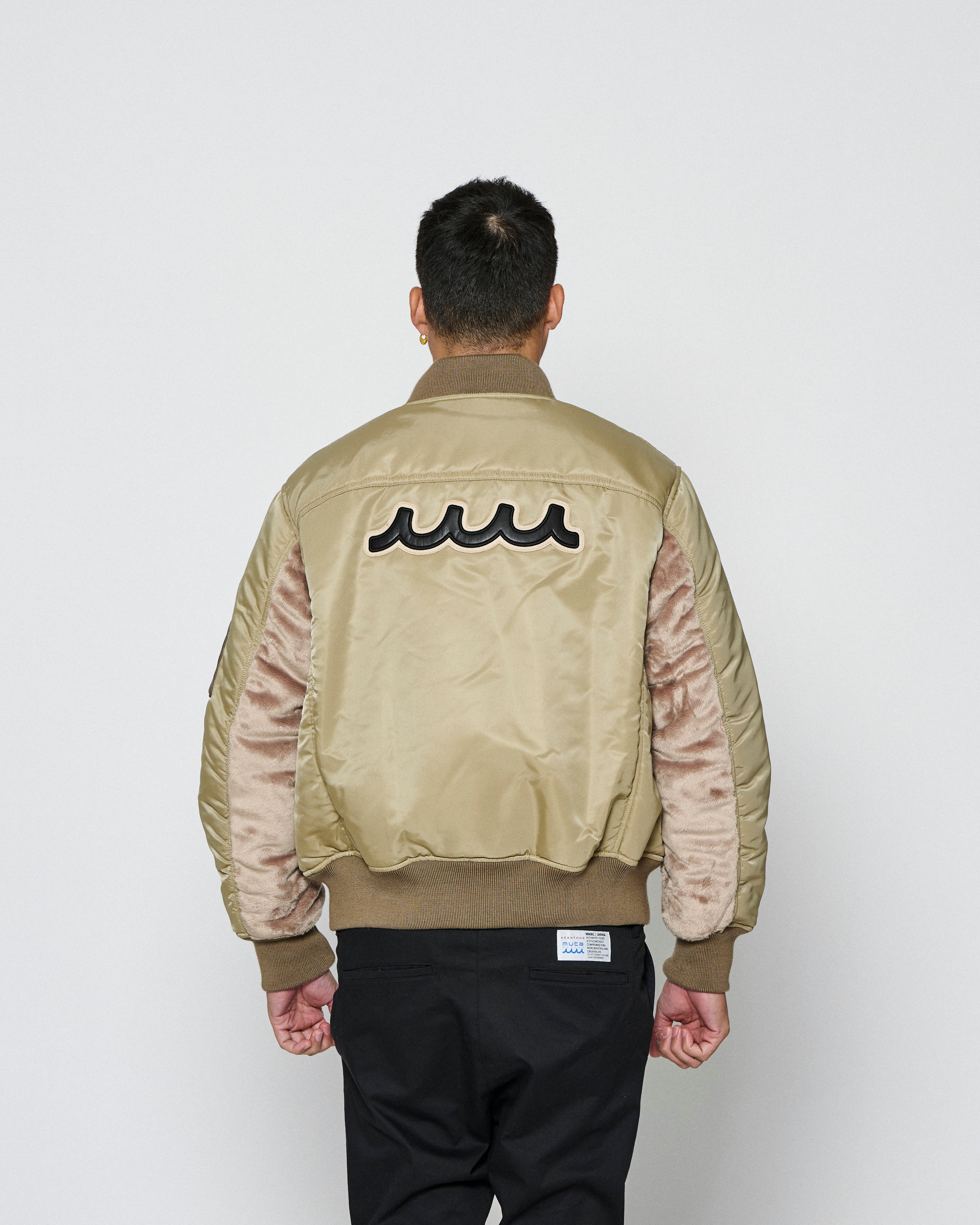 予約販売11月中旬～12月上旬入荷】muta MARINE × ACANTHUS オーバー