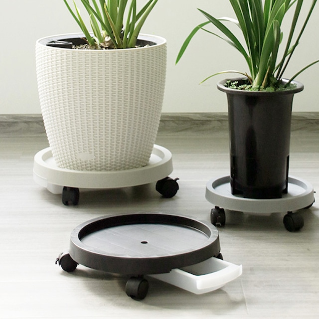 植木鉢台 鉢置台 観葉植物 台 キャスター付き プランタースタンド 観葉植物 移動 樹脂 台車 360 回転 車輪付き 丸型 花台 フラワースタンド ガーデニングラック 植木 花台 室内 屋外 ガーデニング フラワー おしゃれ 鉢受プレート 受け皿 Mamago 植木鉢台 鉢置台 観葉植物 台 キャスター付き プランタースタンド 観葉植物 移動 樹脂 台車 360 回転 車輪付き 丸型 花台 フラワースタンド ガーデニングラック 植木 花台 室内 屋外 ガーデニング フラワー おしゃれ 鉢受プレート 受け皿 Mamago