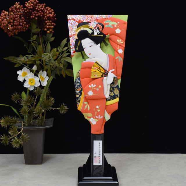 押絵羽子板飾り 【扇子】｜むさしや豊山｜Houzan |本絹｜歌舞伎｜松園｜浮世絵｜江戸押絵羽子板