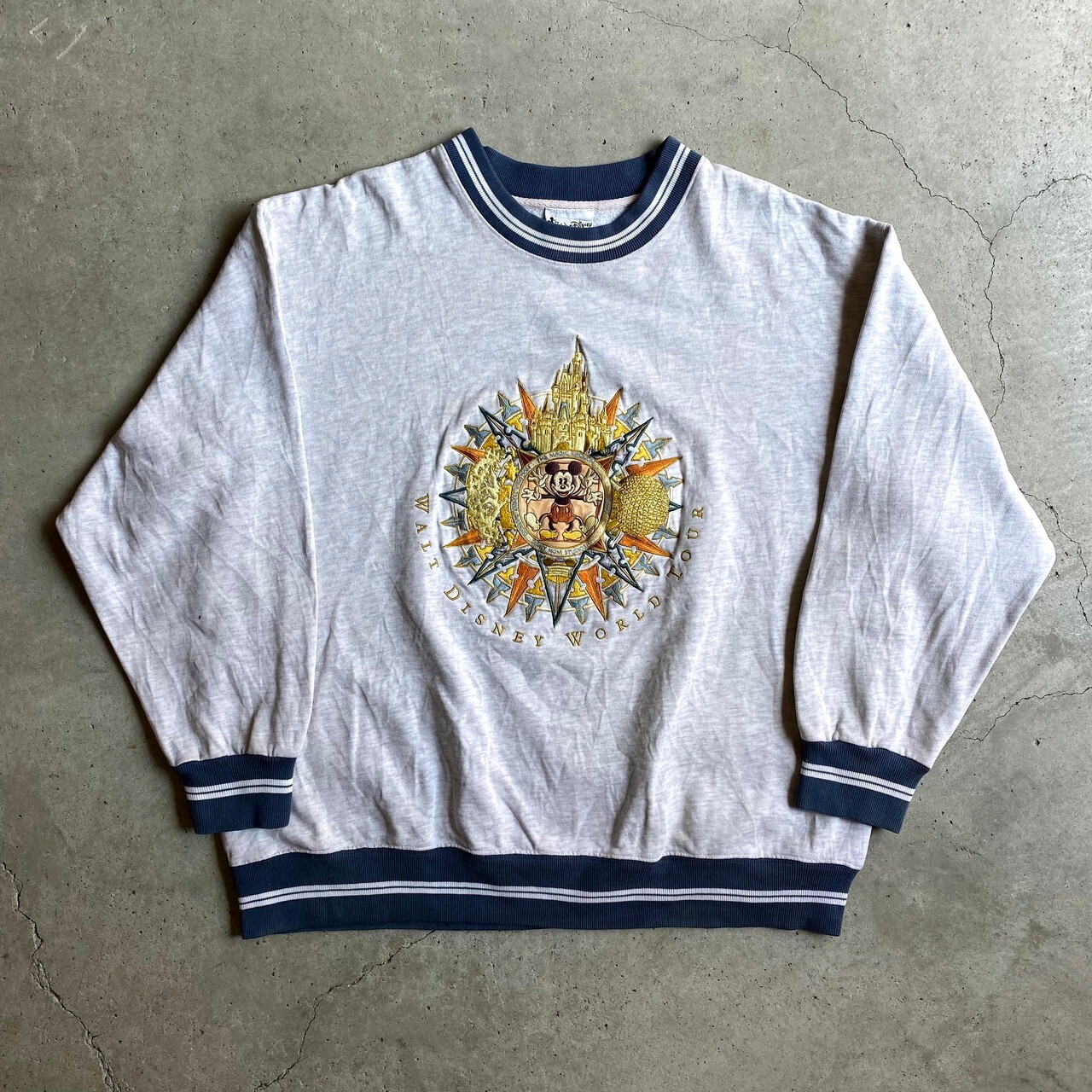 WALT DISNEY WORLD ディズニー ミッキーマウス 刺繍 キャラクター 