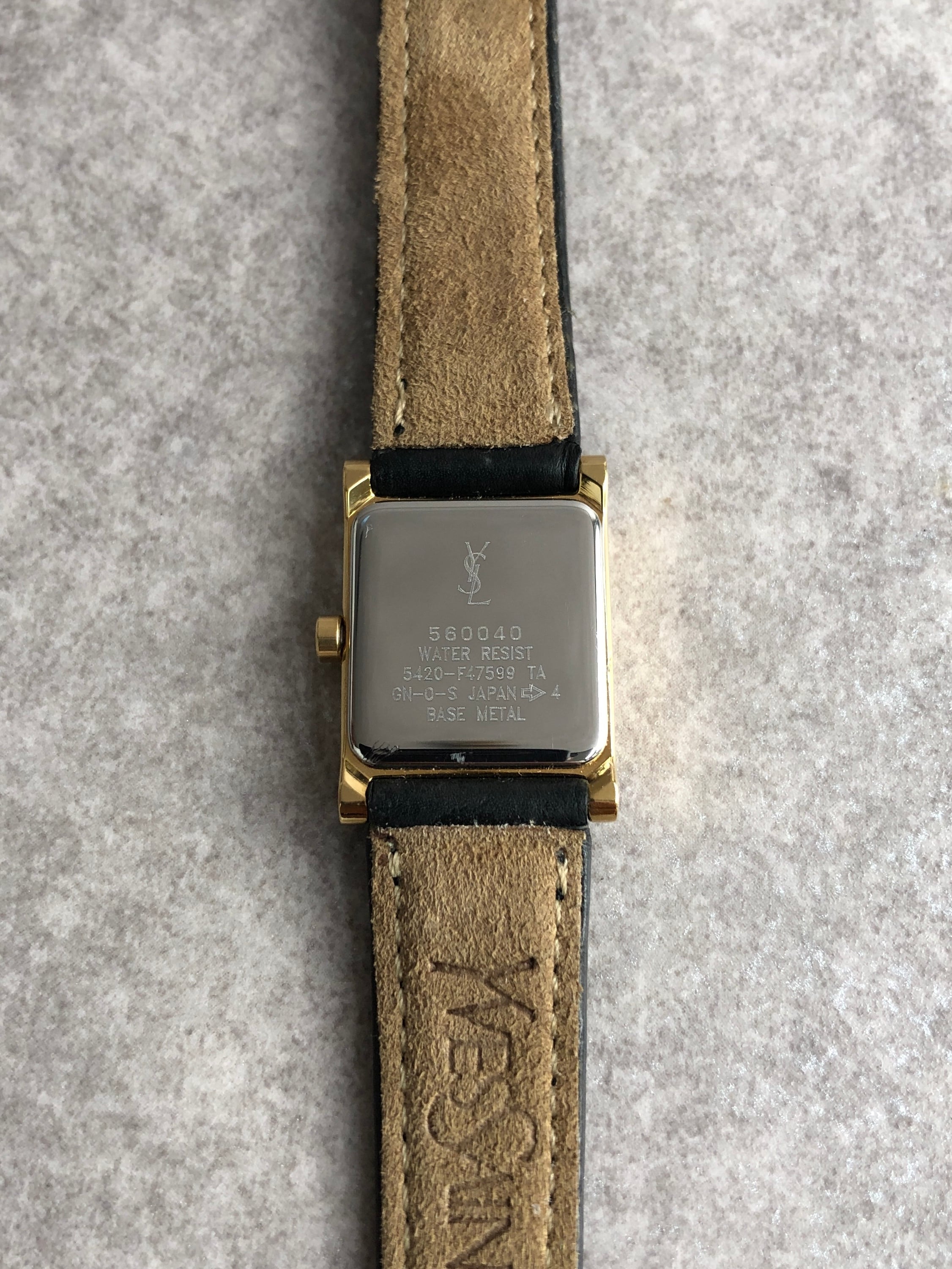 【美品】Yves Saint Laurent 腕時計 ゴールド スクエア 金 Yves Saint Laurent イヴ・サンローラン 腕時計 ゴールド スクエア