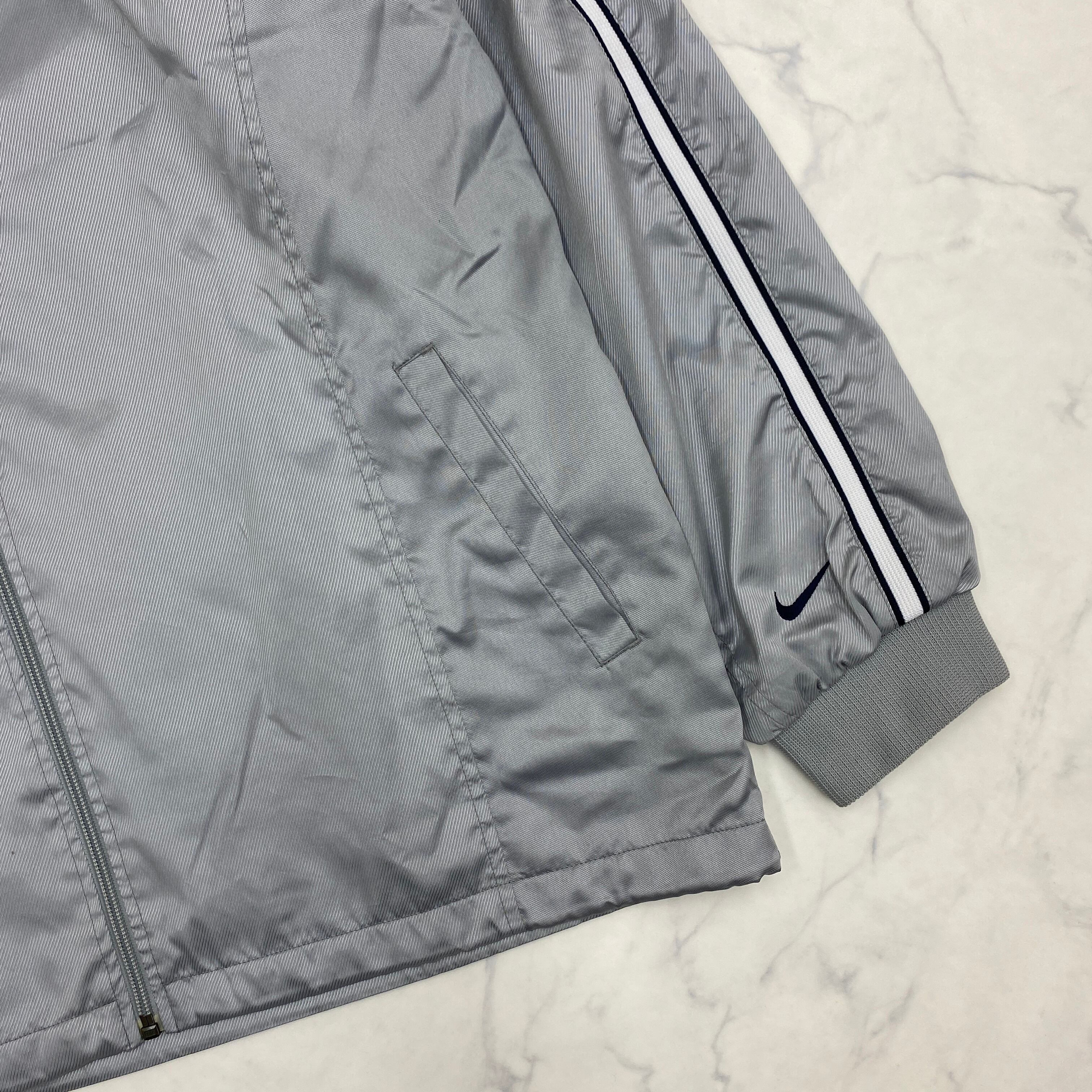 00s nike metallic silver tech nylon jacket y2k | KOUHUKU