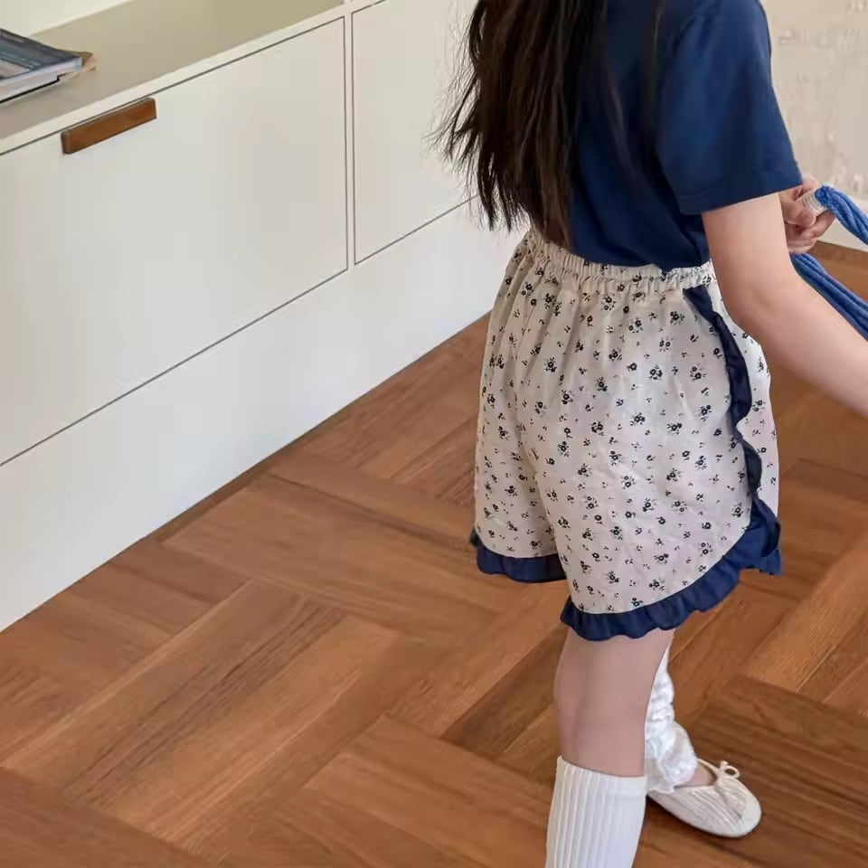 フリルショートパンツ