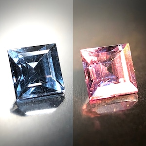 神秘的なベキリーブルー 0.17ct 天然 カラーチェンジ ガーネット