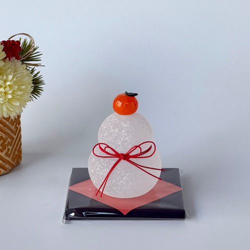 極楽寺がらす工房　ガラスの鏡餅M【黒台付き】