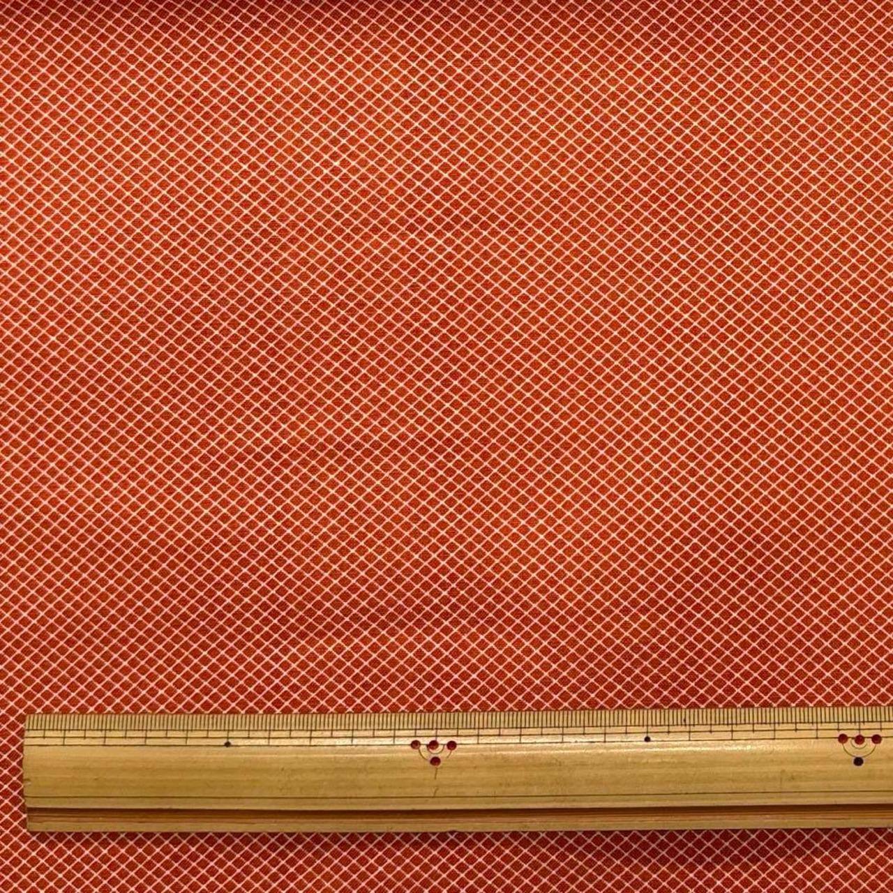 TB589◆1m◆SM◆綿 100%USAコットン生地◆ダイヤ柄