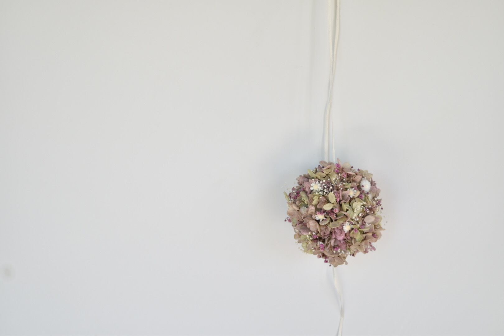 フラワーボールGreen×Pink〚フライングリースのある暮らし〛ボールVer. フラワーボールGreen×Pink〚フライングリースのある暮らし