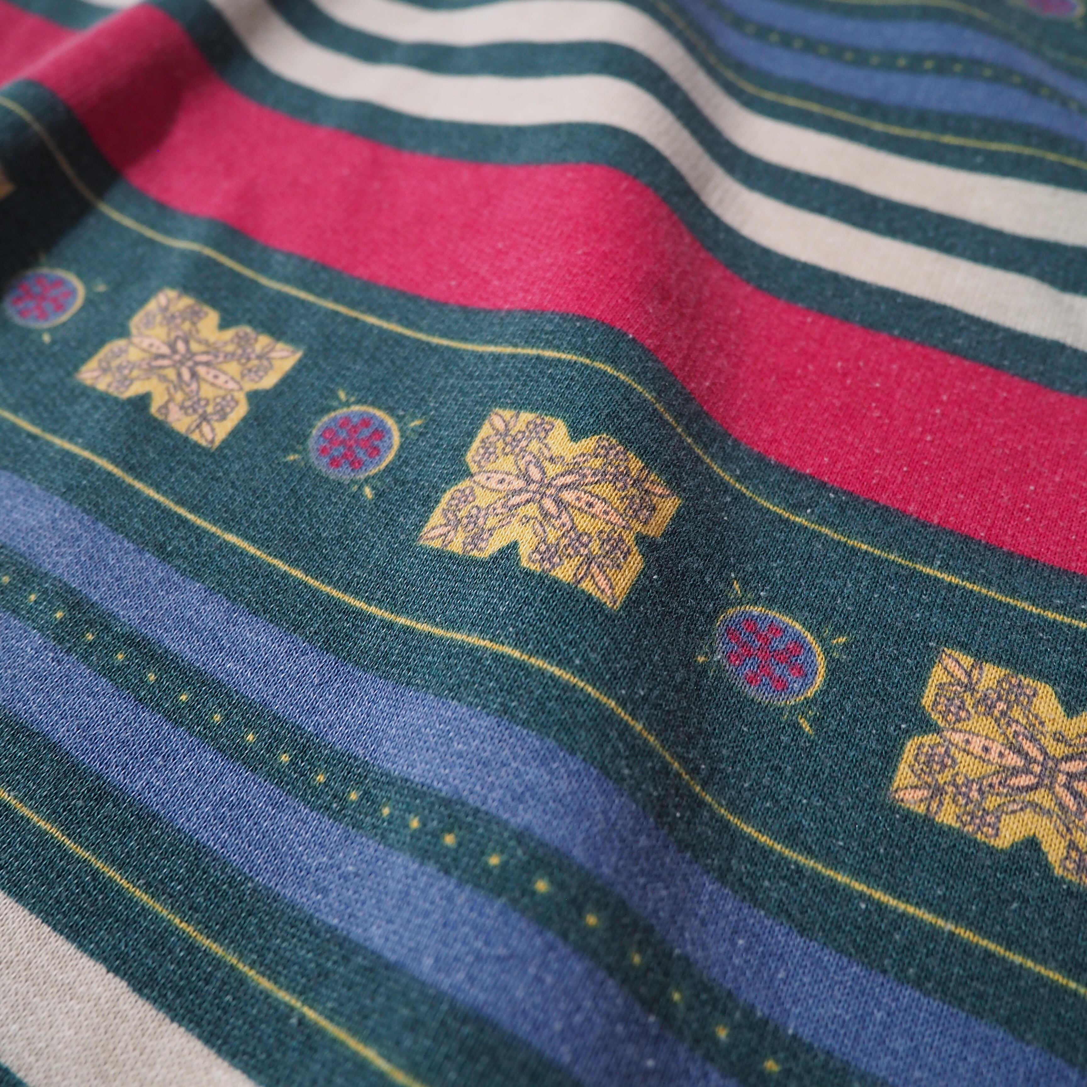Multi color Border × Ethnic pattern Design vintage loose Pull over shirt